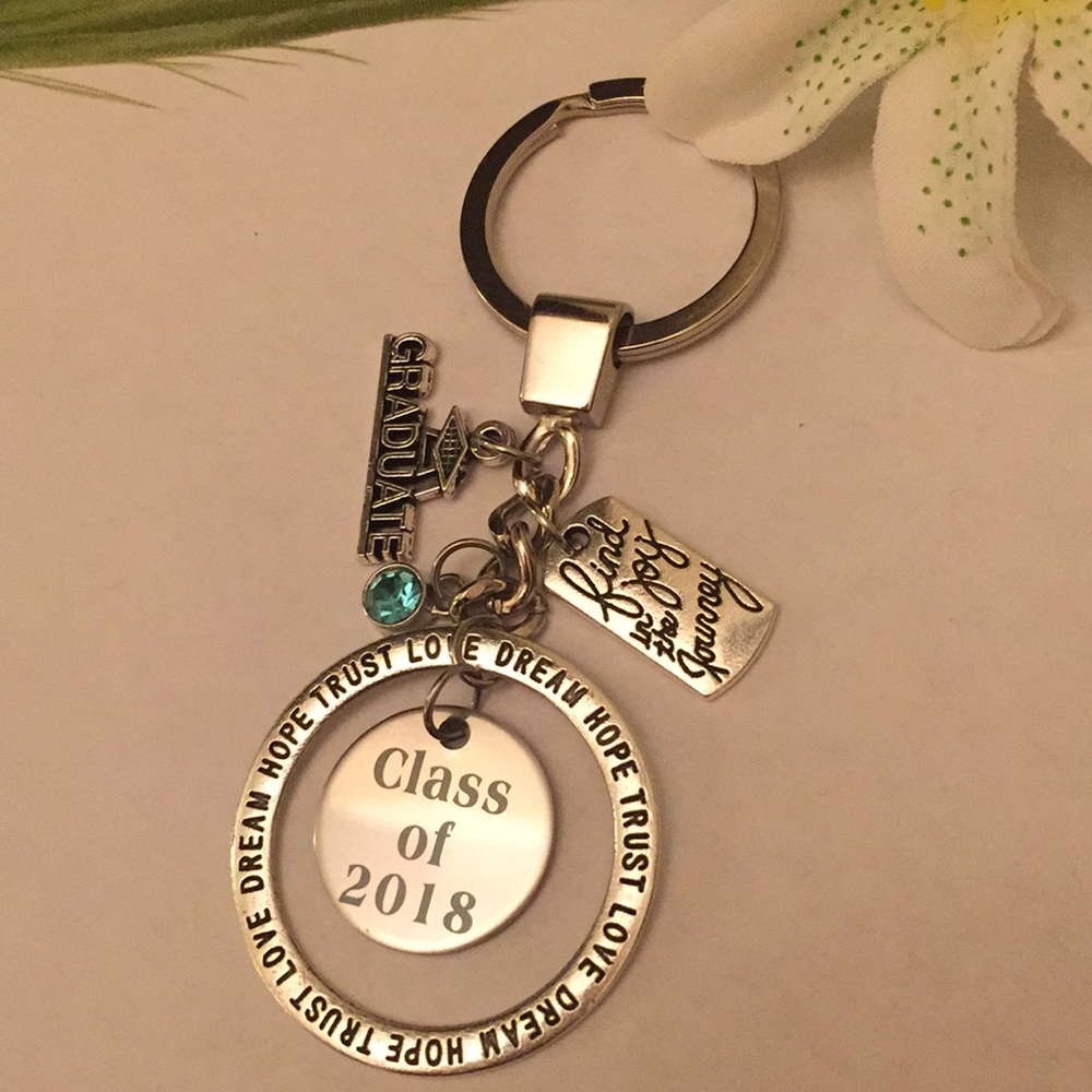 NWT class of 2019 graduation keychain, purse charm - Picture 1 of 6